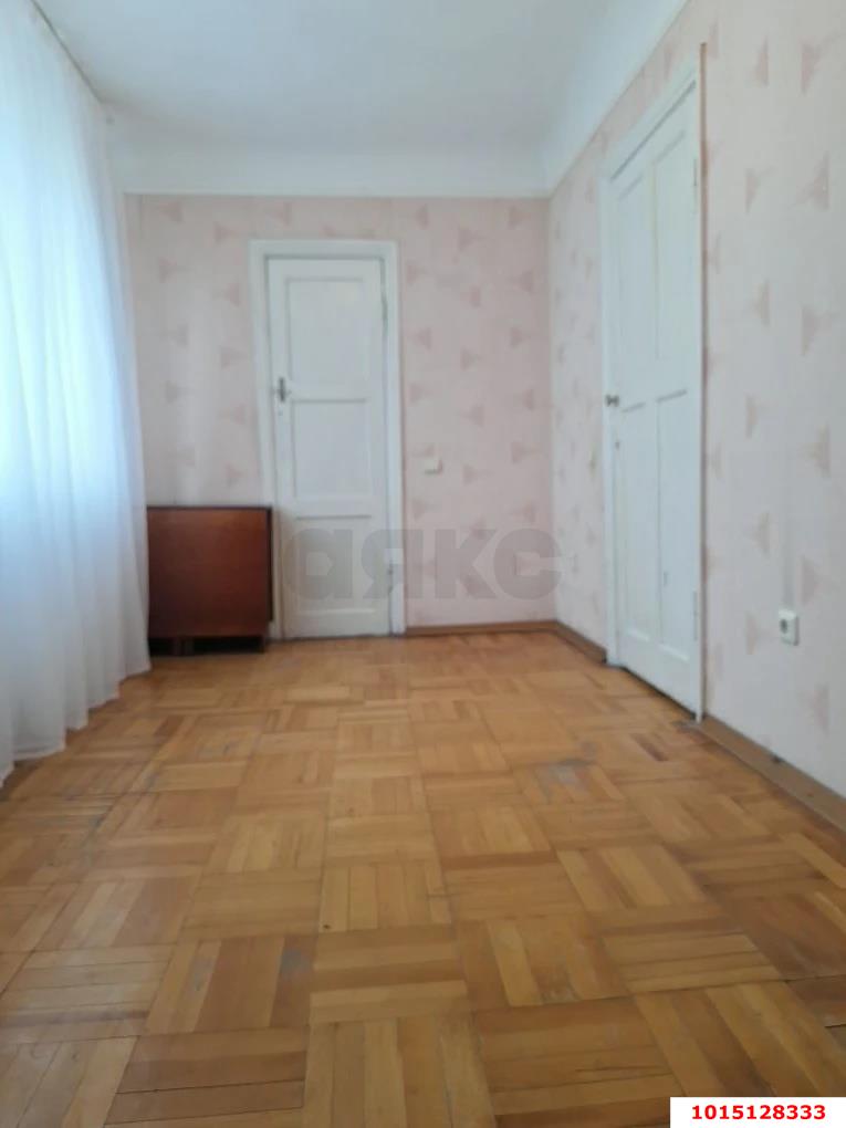 Фото №5: 2-комнатная квартира 49 м² - Краснодар, Центральный внутригородской округ, Покровка, мкр. Центральный, ул. Щорса, 49