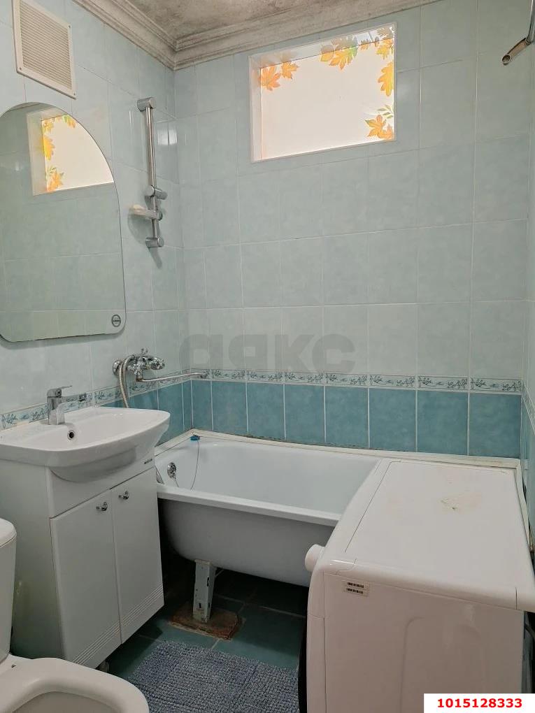 Фото №11: 2-комнатная квартира 49 м² - Краснодар, Центральный внутригородской округ, Покровка, мкр. Центральный, ул. Щорса, 49