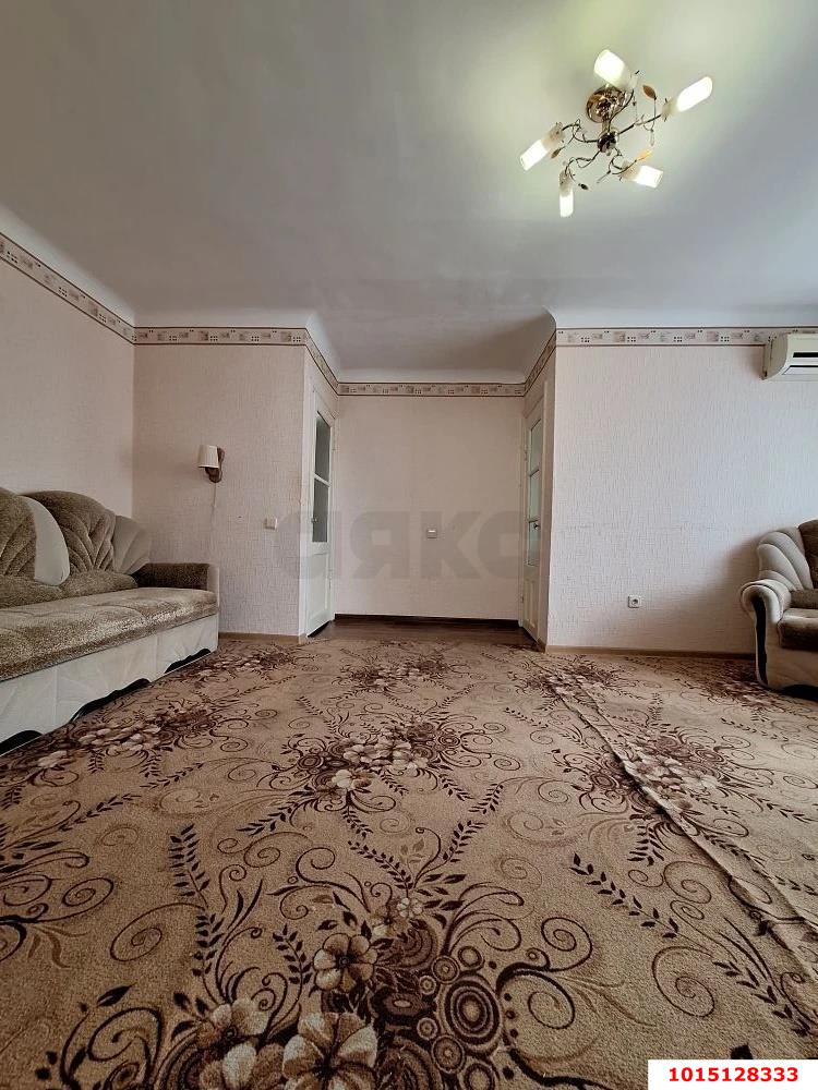 Фото №3: 2-комнатная квартира 49 м² - Краснодар, Центральный внутригородской округ, Покровка, мкр. Центральный, ул. Щорса, 49