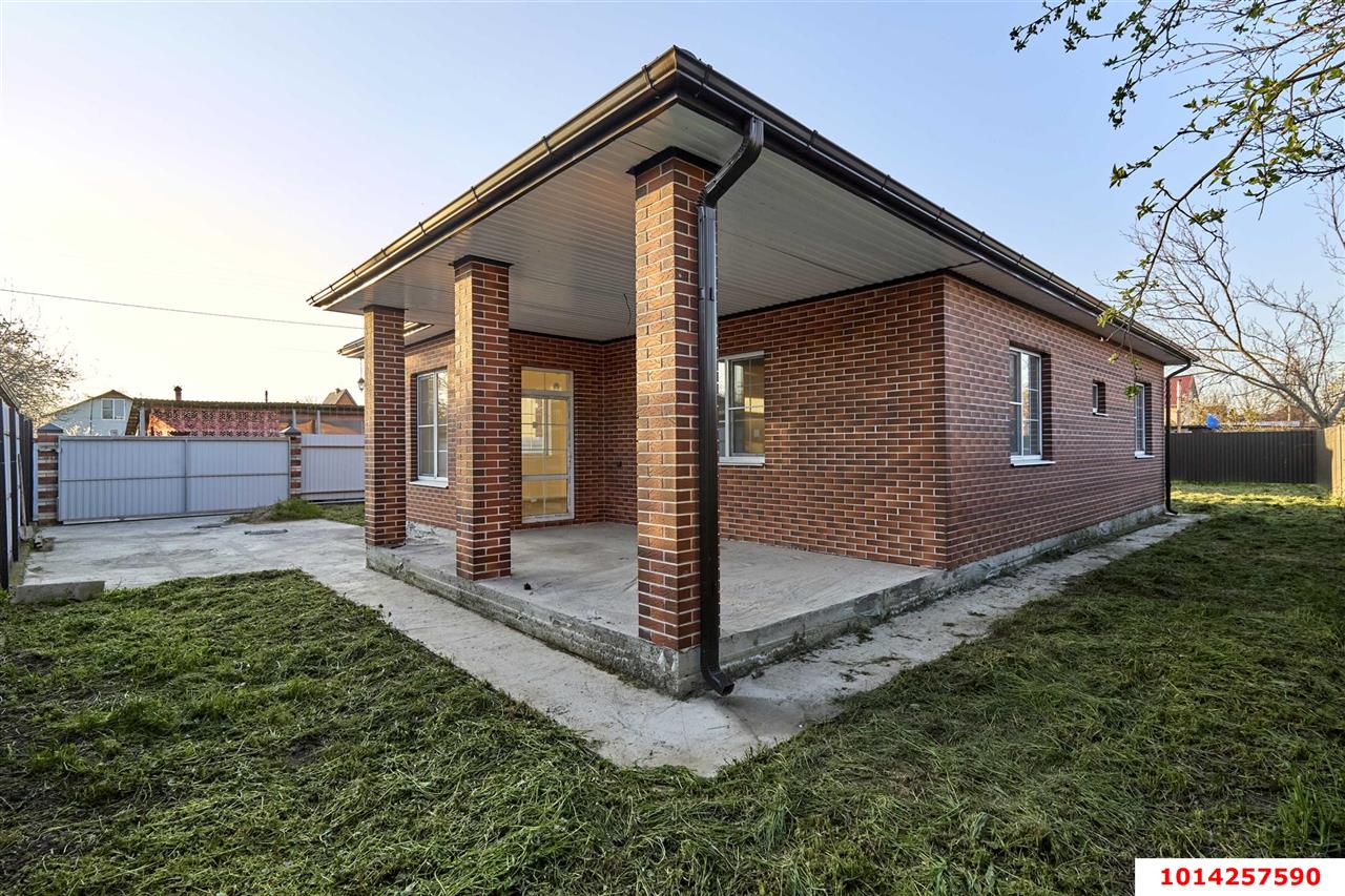 Фото №1: Дом 140 м² + 4 сот. - Елизаветинская, Прикубанский внутригородской округ, ст Каравай, ул. Виноградная, 119