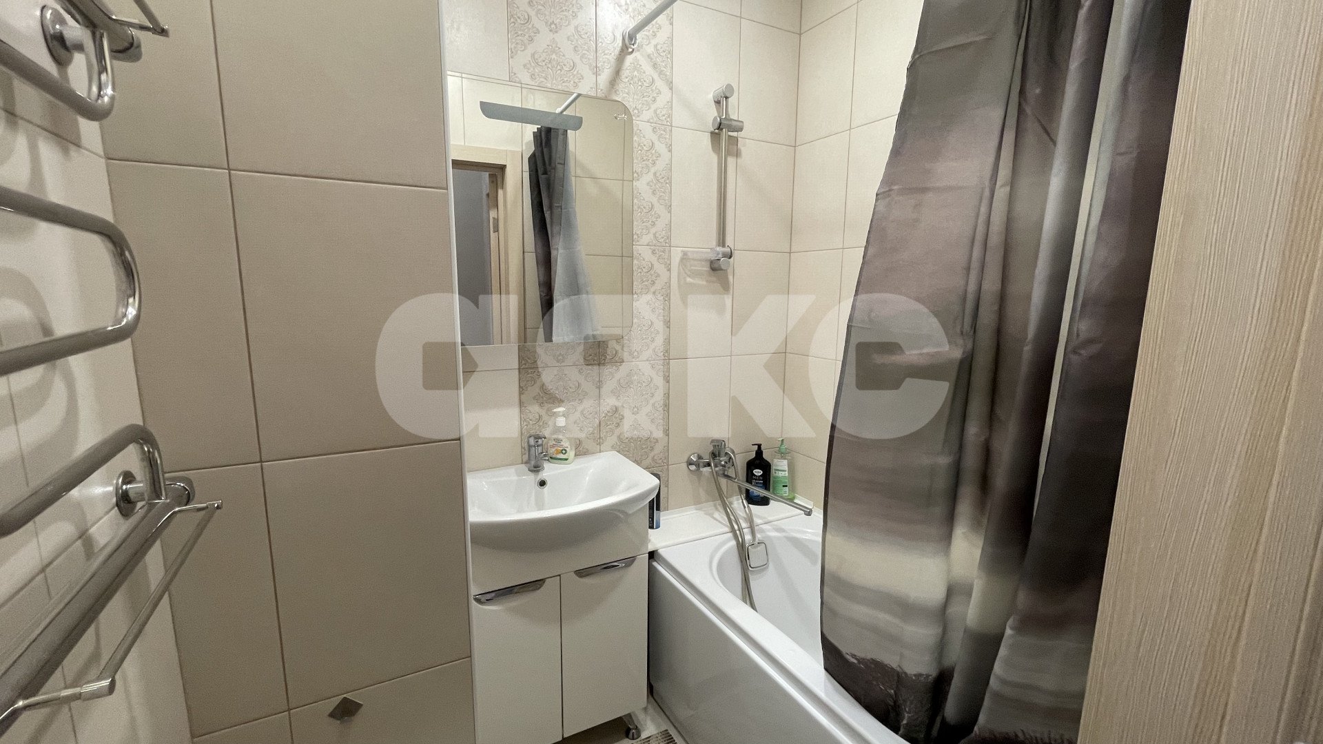 Фото №9: 2-комнатная квартира 66 м² - Саратовская, ул. Ленина, 77