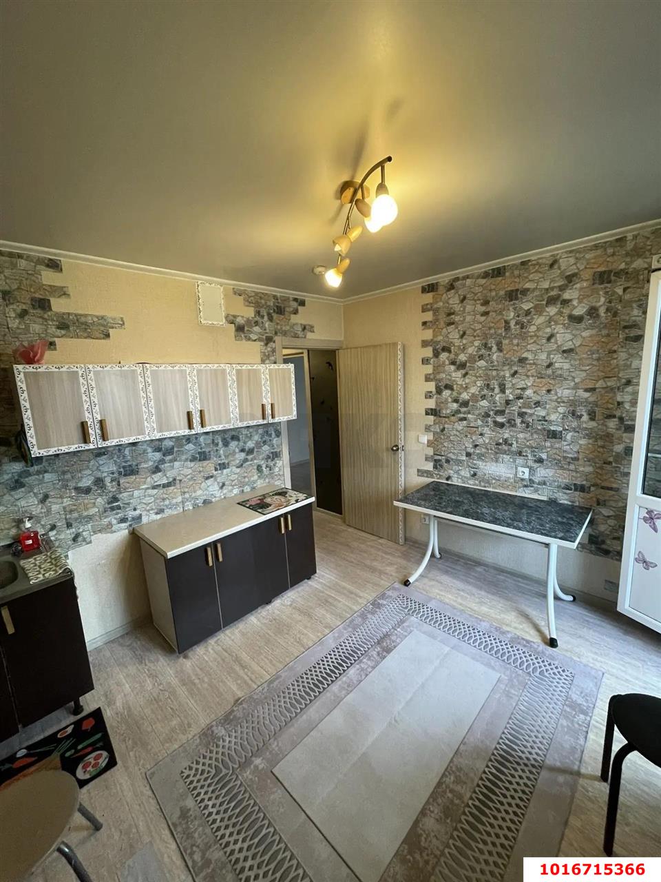 Фото №1: 1-комнатная квартира 38 м² - Краснодар, Прикубанский внутригородской округ, мкр. Молодёжный, ул. Душистая, 25