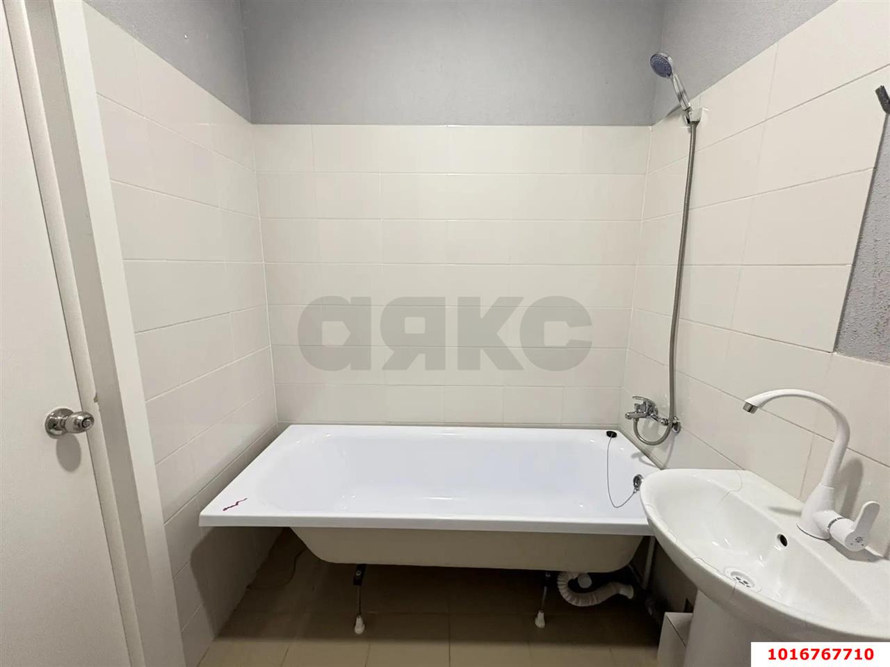 Фото №6: 1-комнатная квартира 41 м² - Краснодар, Карасунский внутригородской округ, мкр. Гидростроителей, ул. имени Снесарева, 17/1к1