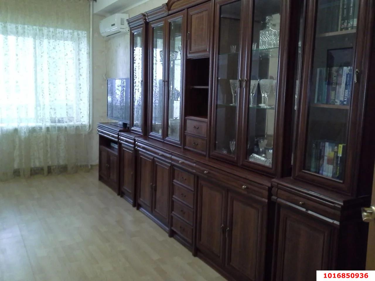 Фото №2: 2-комнатная квартира 74 м² - Новороссийск, Южный, мкр. 14-й, ул. Молодёжная, 4А