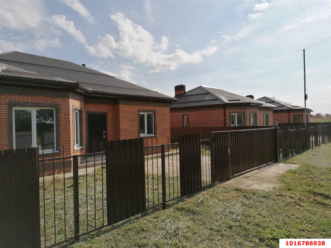 Фото №3: Дом 96 м² + 3.78 сот. - Новотитаровская, п. коттеджный  Новотитаровка, ул. Ягоднинская