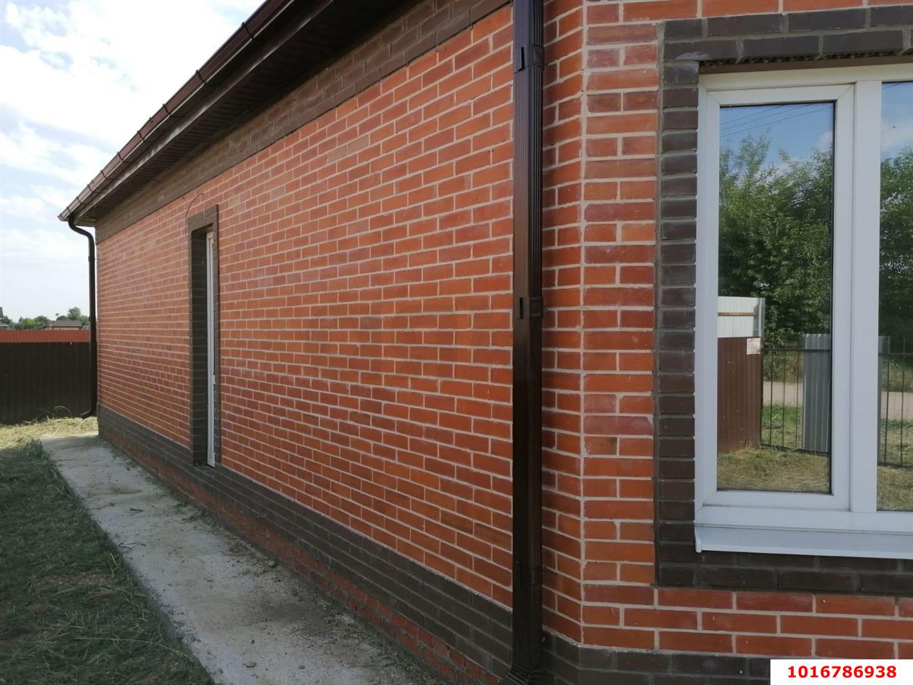 Фото №5: Дом 96 м² + 3.78 сот. - Новотитаровская, п. коттеджный  Новотитаровка, ул. Ягоднинская