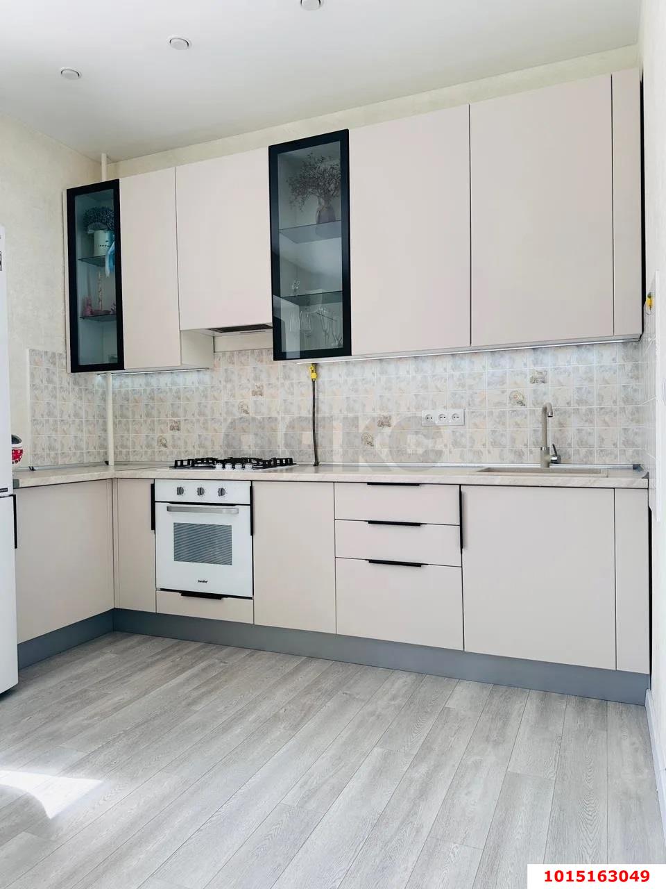 Фото №4: 1-комнатная квартира 63 м² - Краснодар, Прикубанский внутригородской округ, мкр. Восточно-Кругликовский, ул. Черкасская, 63