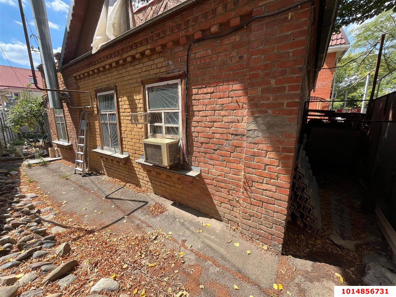 Фото №1: Часть дома 52 м² + 4.27 сот. - Краснодар, Центральный внутригородской округ, мкр. Черёмушки, ул. Димитрова, 24