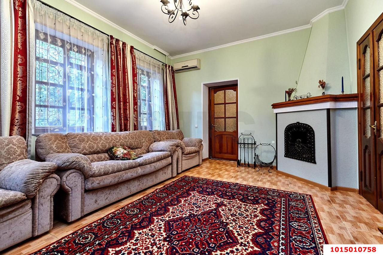 Фото №1: Дом 126 м² + 6 сот. - Краснодар, мкр. Западный внутригородской округ, пр-д Ватутина, 50/1