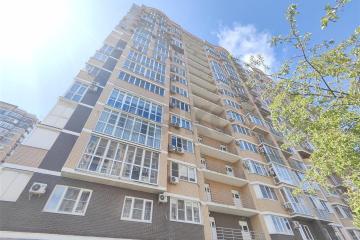 Фото №1: 3-комнатная квартира 101 м² - Краснодар, мкр. Солнечный, ул. Архитектора Петина, 18/3