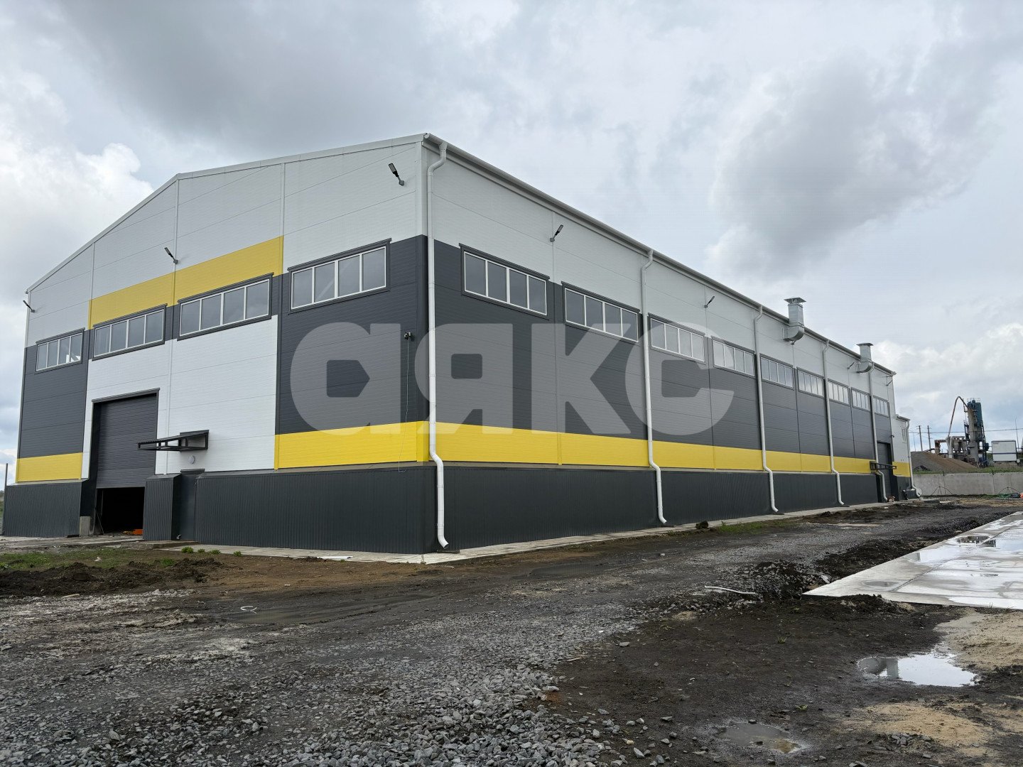 Фото №1: Коммерция 1500 м² - Азов, ул. Дружбы, 56
