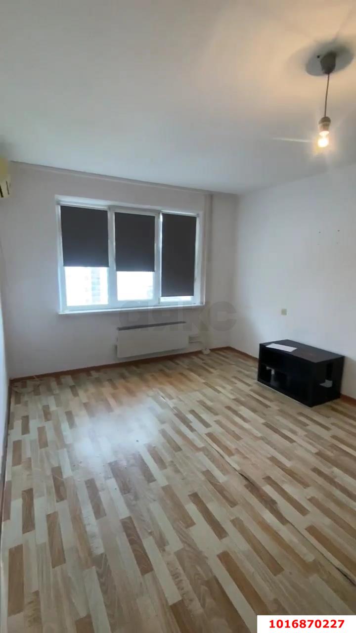 Фото №1: 1-комнатная квартира 40 м² - Краснодар, Прикубанский внутригородской округ, Московский, мкр. Завод Измерительных Приборов, ул. Зиповская, 37