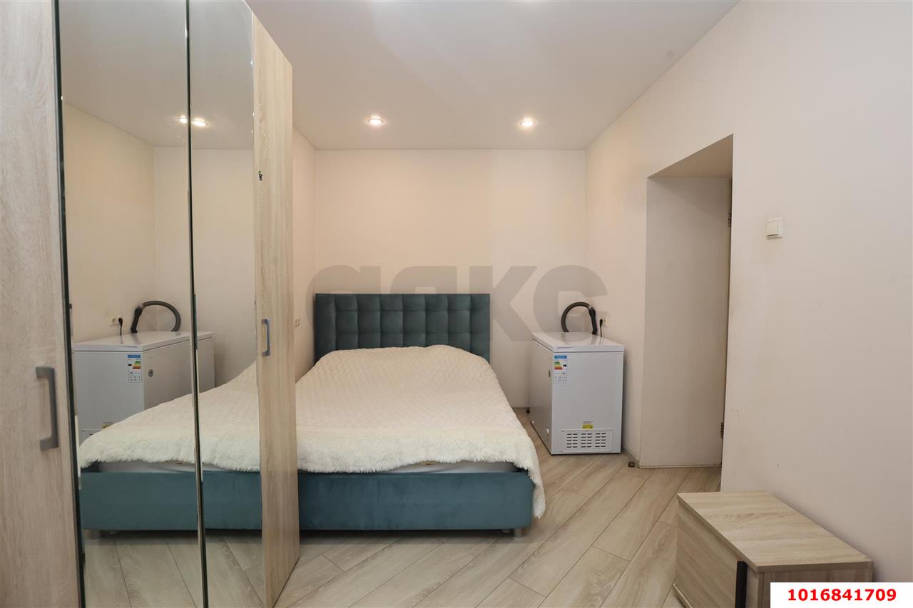 Фото №8: 2-комнатная квартира 60 м² - Краснодар, мкр. Западный внутригородской округ, ул. Красная, 145/1