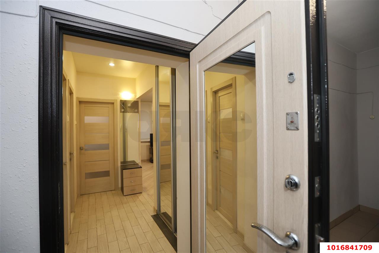 Фото №12: 2-комнатная квартира 60 м² - Краснодар, мкр. Западный внутригородской округ, ул. Красная, 145/1