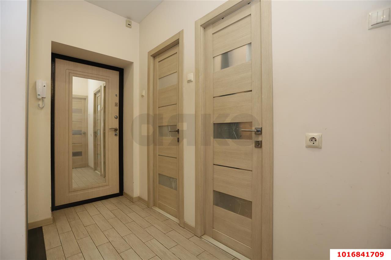 Фото №9: 2-комнатная квартира 60 м² - Краснодар, мкр. Западный внутригородской округ, ул. Красная, 145/1