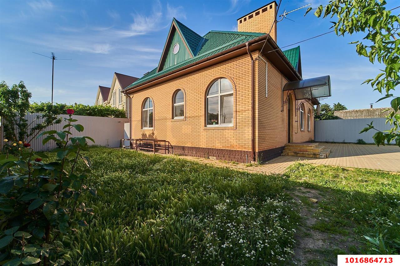 Фото №3: Дом 124 м² + 9.5 сот. - Новотитаровская, ул. Ленина, 109