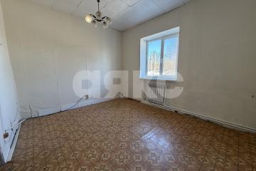 Фото №1: Коммерция <span class="whitespace-nowrap">17 м²</span>, <span class="whitespace-nowrap">2/2 эт.</span> - Ясногорск, ул. Заводская, 6