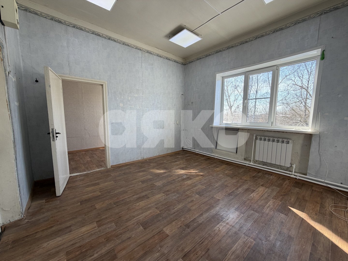 Фото №1: Коммерция <span class="whitespace-nowrap">25 м²</span>, <span class="whitespace-nowrap">2/2 эт.</span> - Ясногорск, ул. Заводская, 6