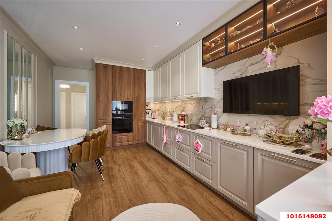 Фото №3: 3-комнатная квартира 95 м² - Краснодар, Центральный внутригородской округ, Табачная Фабрика, мкр. ЖК Все Свои Вип, ул. Колхозная, 5/2к4