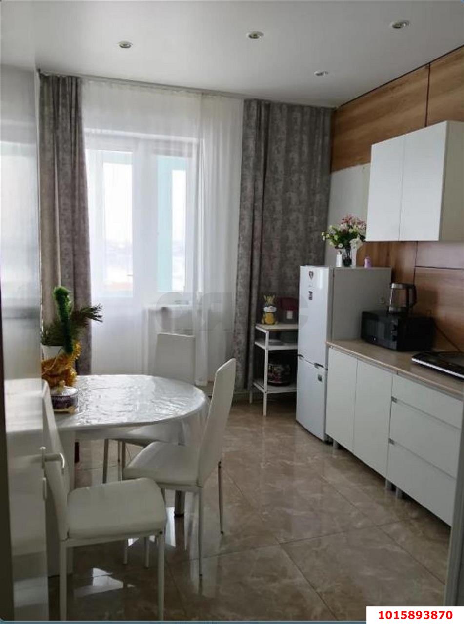 Фото №1: 2-комнатная квартира 54 м² - Краснодар, Прикубанский внутригородской округ, мкр. жилой комплекс Западный Город, ул. Крылатская, 19