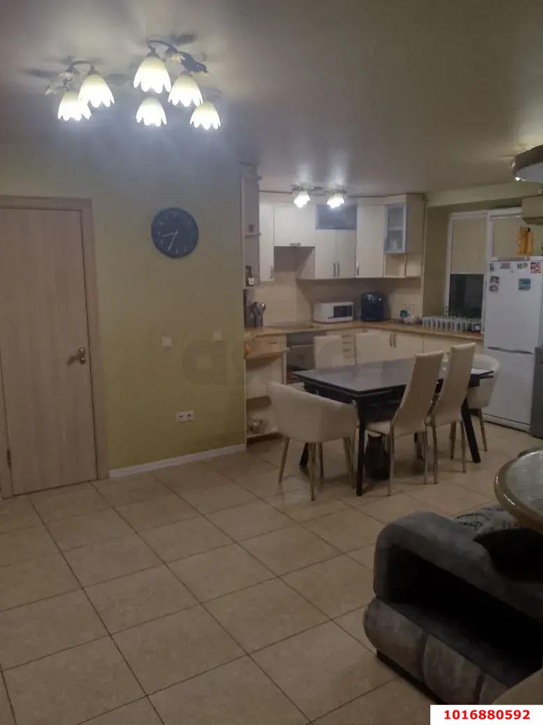 Фото №3: 2-комнатная квартира 69 м² - Краснодар, Прикубанский внутригородской округ, мкр. имени Н.И. Вавилова, ул. Вавилова, 18к1