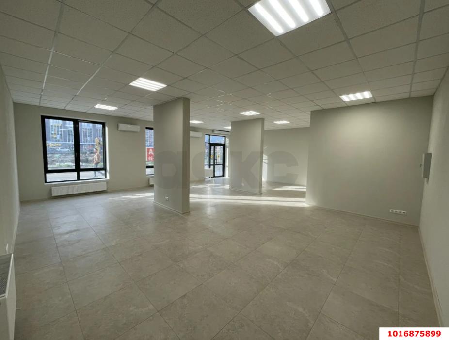 Фото №3: Коммерция 87 м² - Краснодар, Прикубанский внутригородской округ, мкр. жилой комплекс Лето, ул. имени Генерала Корнилова, 1