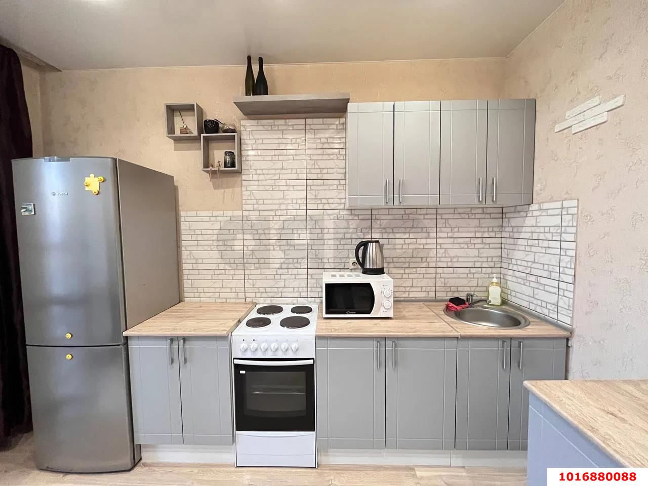 Фото №2: 1-комнатная квартира 40 м² - Краснодар, Прикубанский внутригородской округ, Завод Измерительных Приборов, мкр. ЖК Москва, ул. Российская, 79/3к1