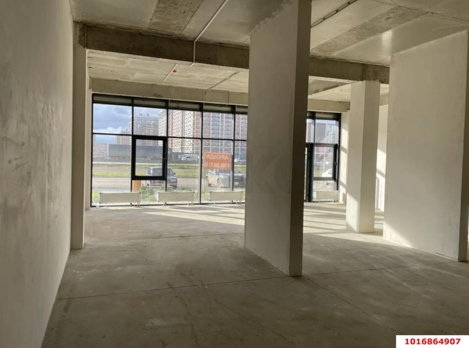 Фото №7: Коммерция 175 м² - Краснодар, жилой комплекс Друзья, мкр. Прикубанский внутригородской округ, ул. имени Б.С. Кудухова, 1