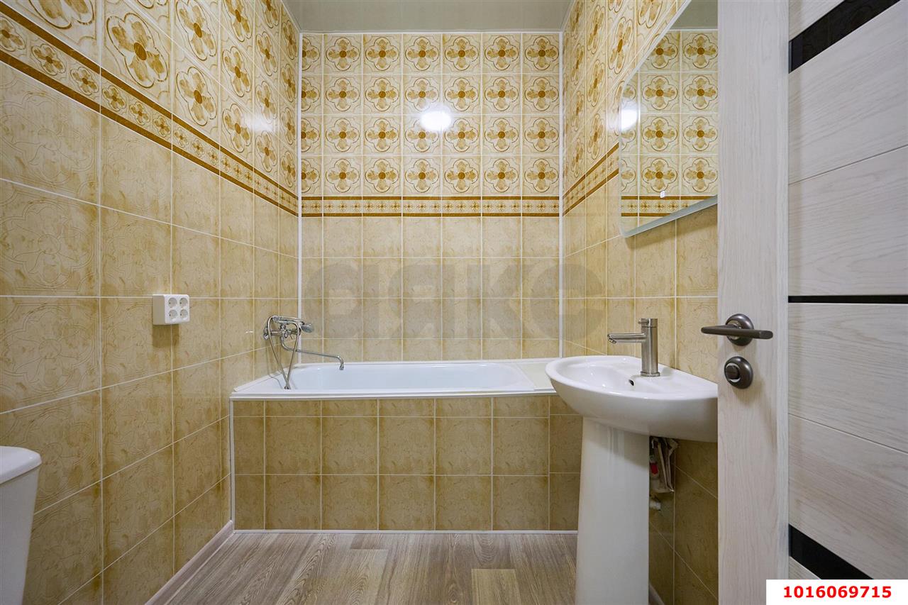 Фото №8: 1-комнатная квартира 33 м² - Краснодар, Прикубанский внутригородской округ, Завод Радиоизмерительных Приборов, мкр. Музыкальный, ул. имени Сергея Есенина, 127/2