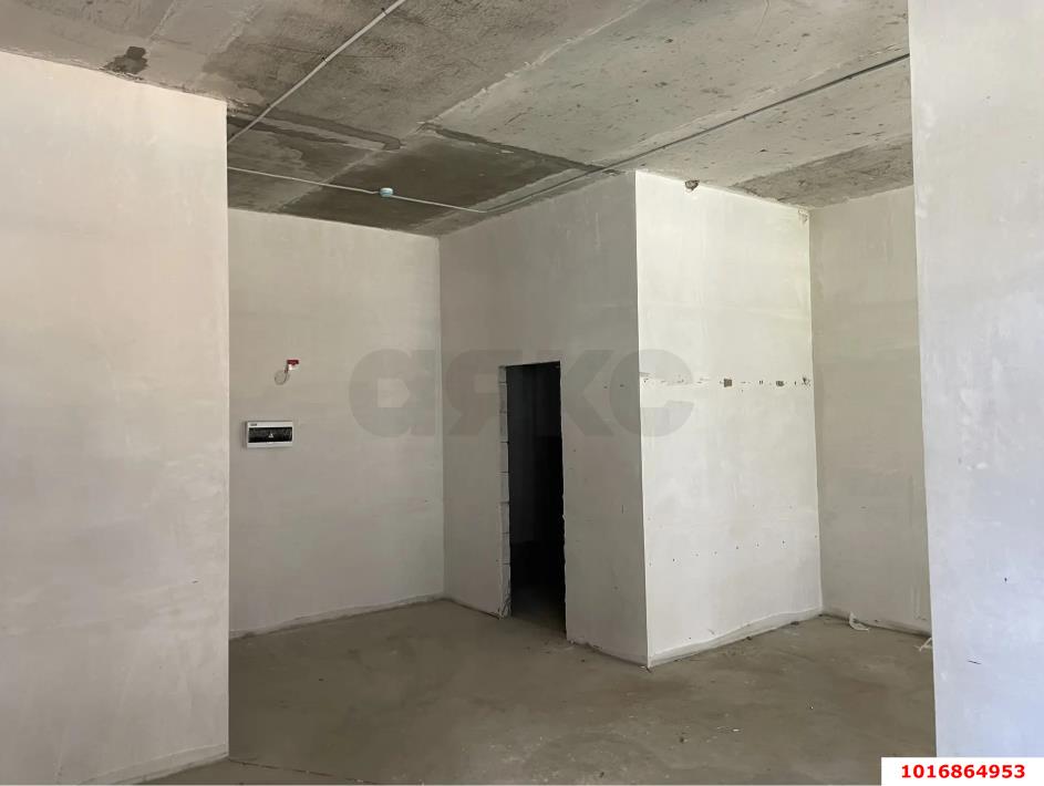 Фото №3: Коммерция 43 м² - Краснодар, Прикубанский внутригородской округ, имени Петра Метальникова, мкр. ЖК Лучший, ул. Ростовское шоссе, 30/7к4