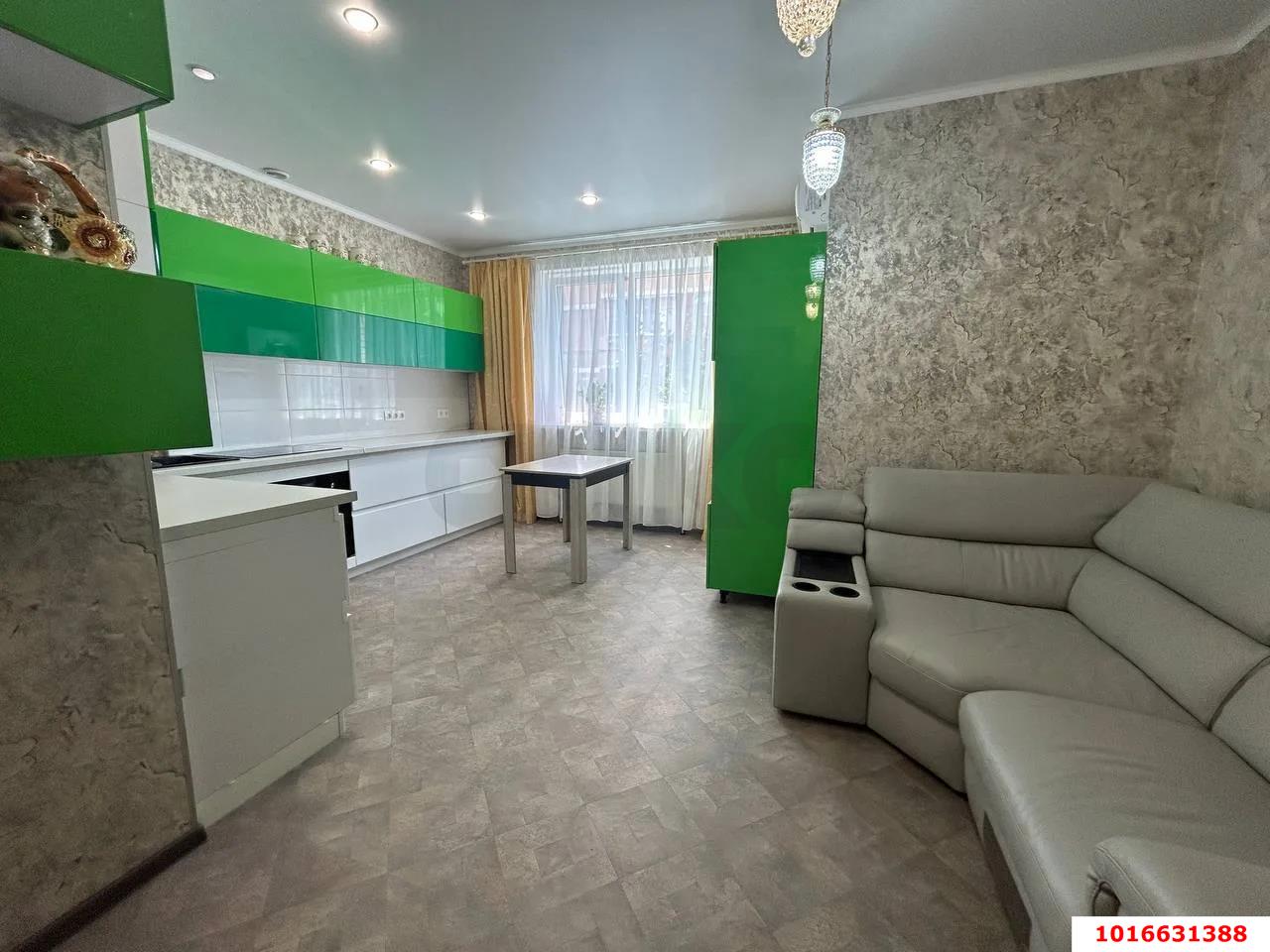 Фото №1: 1-комнатная квартира 50 м² - Краснодар, Центральный внутригородской округ, мкр. Центральный, ул. Промышленная, 19