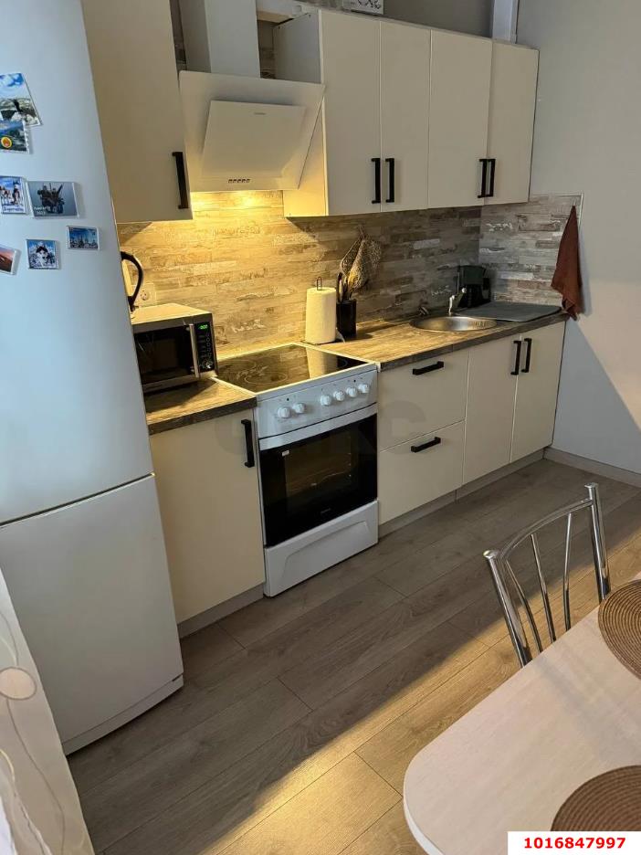 Фото №3: 1-комнатная квартира 38 м² - Краснодар, Прикубанский внутригородской округ, жилой комплекс Кубанский, мкр. Завод Измерительных Приборов, ул. Зиповская, 36