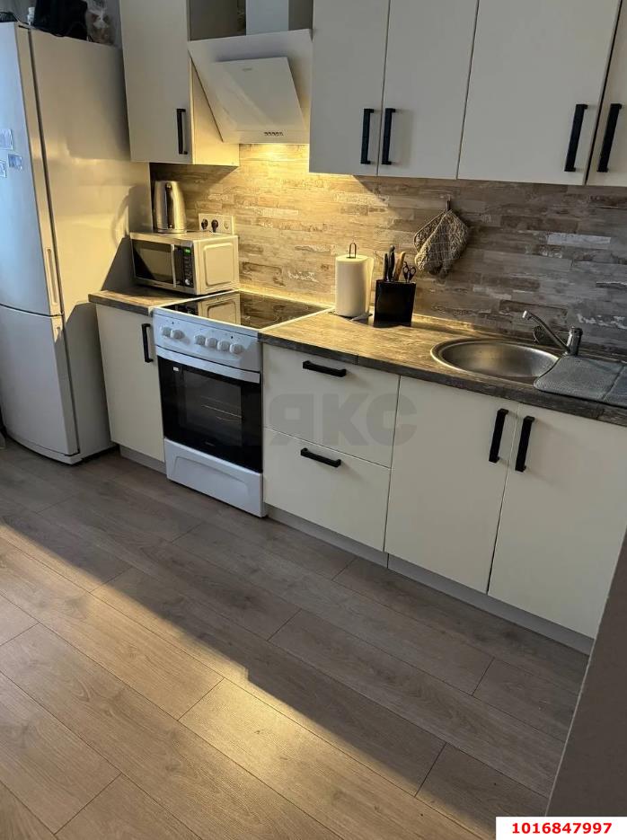 Фото №2: 1-комнатная квартира 38 м² - Краснодар, Прикубанский внутригородской округ, жилой комплекс Кубанский, мкр. Завод Измерительных Приборов, ул. Зиповская, 36