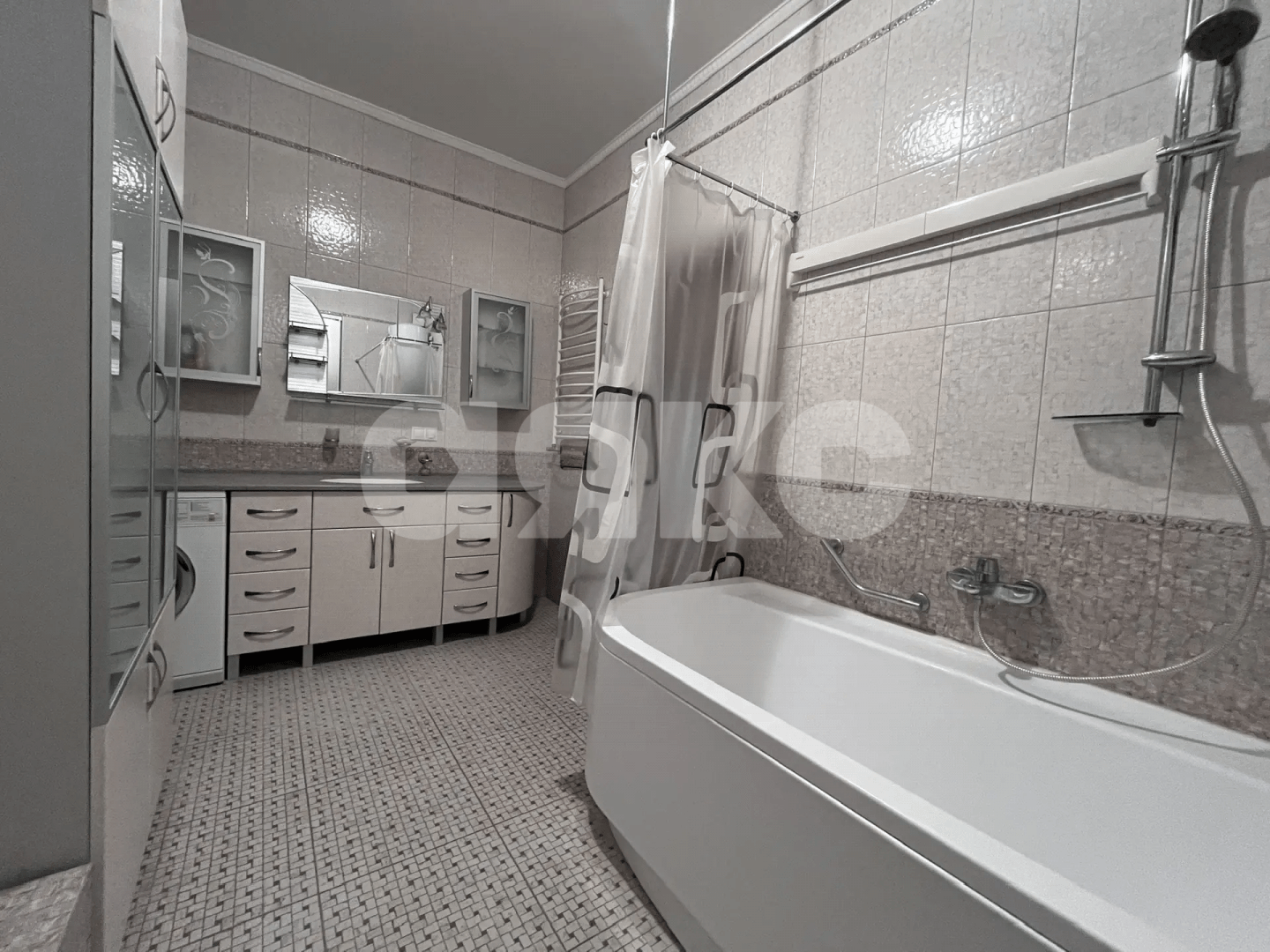 Фото №10: 2-комнатная квартира 116 м² - Донецк, Ворошиловский, мкр. 9-й квартал, ул. Набережная, 137А