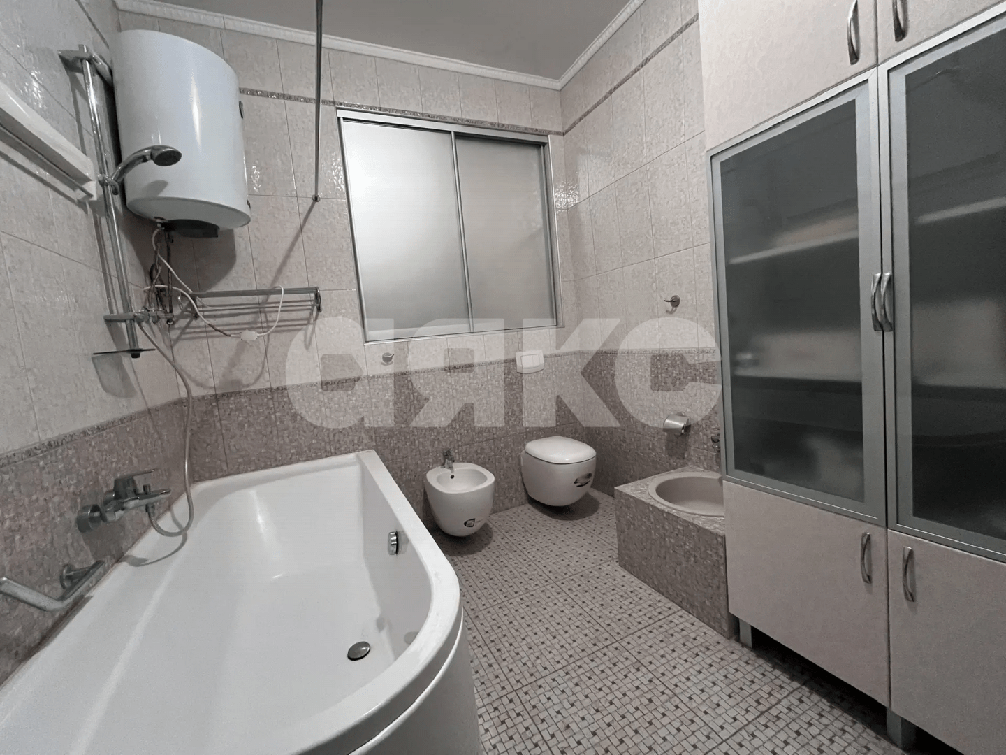 Фото №11: 2-комнатная квартира 116 м² - Донецк, Ворошиловский, мкр. 9-й квартал, ул. Набережная, 137А