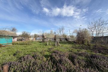 Фото №1: Участок садоводство - Новокубанск, снт Дружба, ул. Весёлая