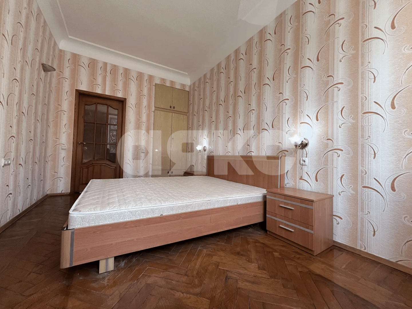 Фото №7: 2-комнатная квартира 53 м² - Донецк, р. Ворошиловский, ул. Университетская, 25