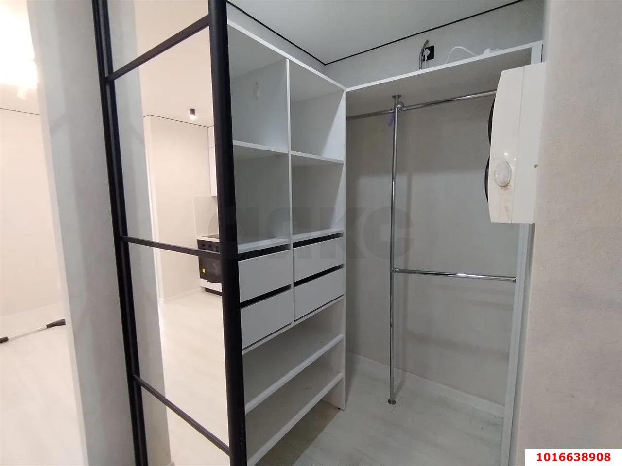 Фото №9: 2-комнатная квартира 42 м² - Краснодар, Музыкальный, ЖК Времена Года, имени Петра Метальникова, Завод Радиоизмерительных Приборов, Прикубанский внутригородской округ, мкр. жилой комплекс Времена года, ул. Петра Метальникова, 5к1