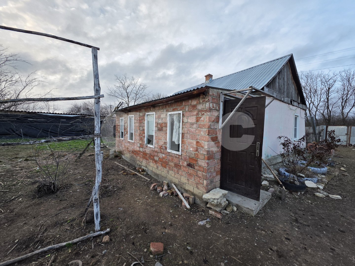 Фото №1: Дом 70 м² + 25 сот. - Западный, ул. Центральная, 20