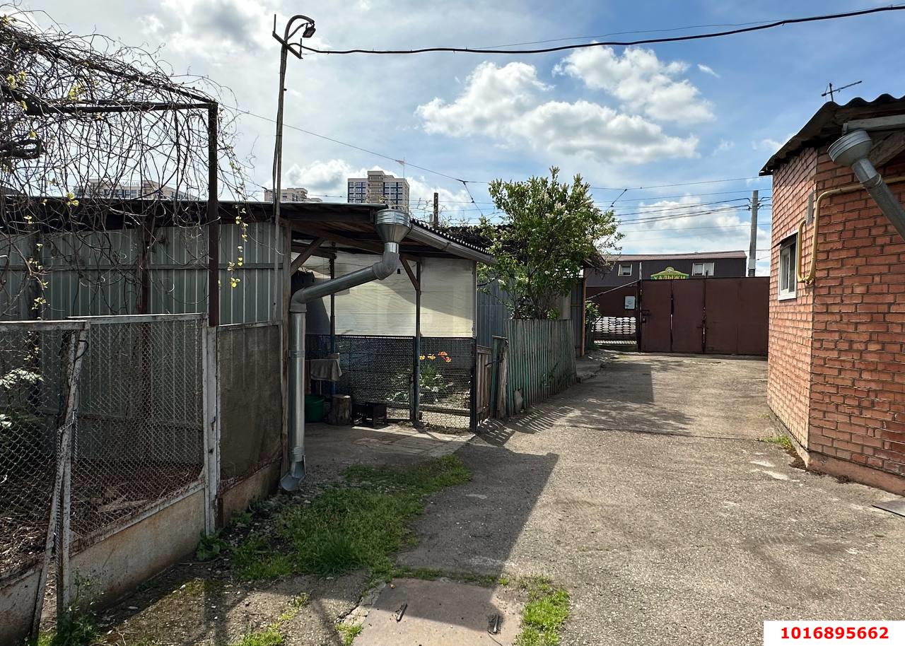 Фото №15: 2-комнатная квартира 45 м² - Краснодар, Центральный внутригородской округ, мкр. Черёмушки, ул. Димитрова, 2