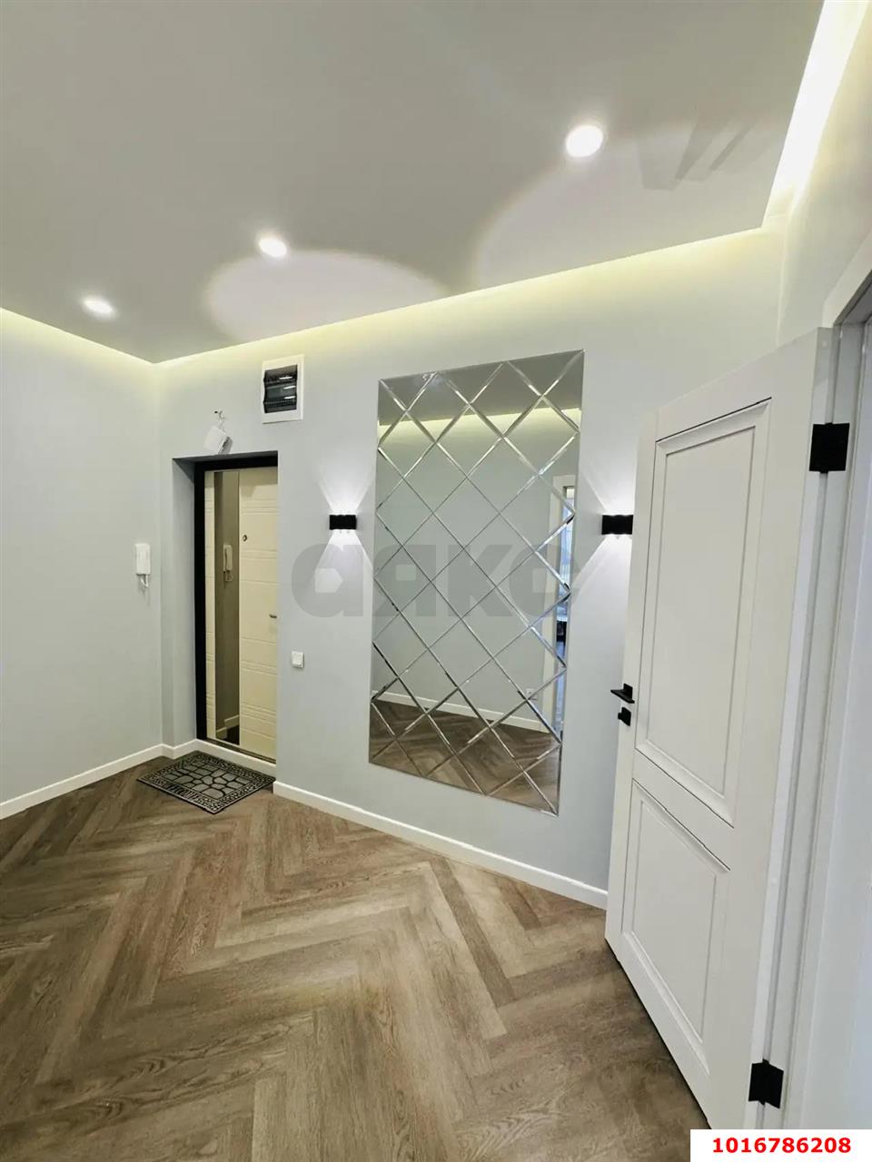 Фото №10: 2-комнатная квартира 49 м² - Краснодар, Карасунский внутригородской округ, Хлопчато-бумажный Комбинат, мкр. жилой комплекс Фамилия, ул. Старокубанская, 124