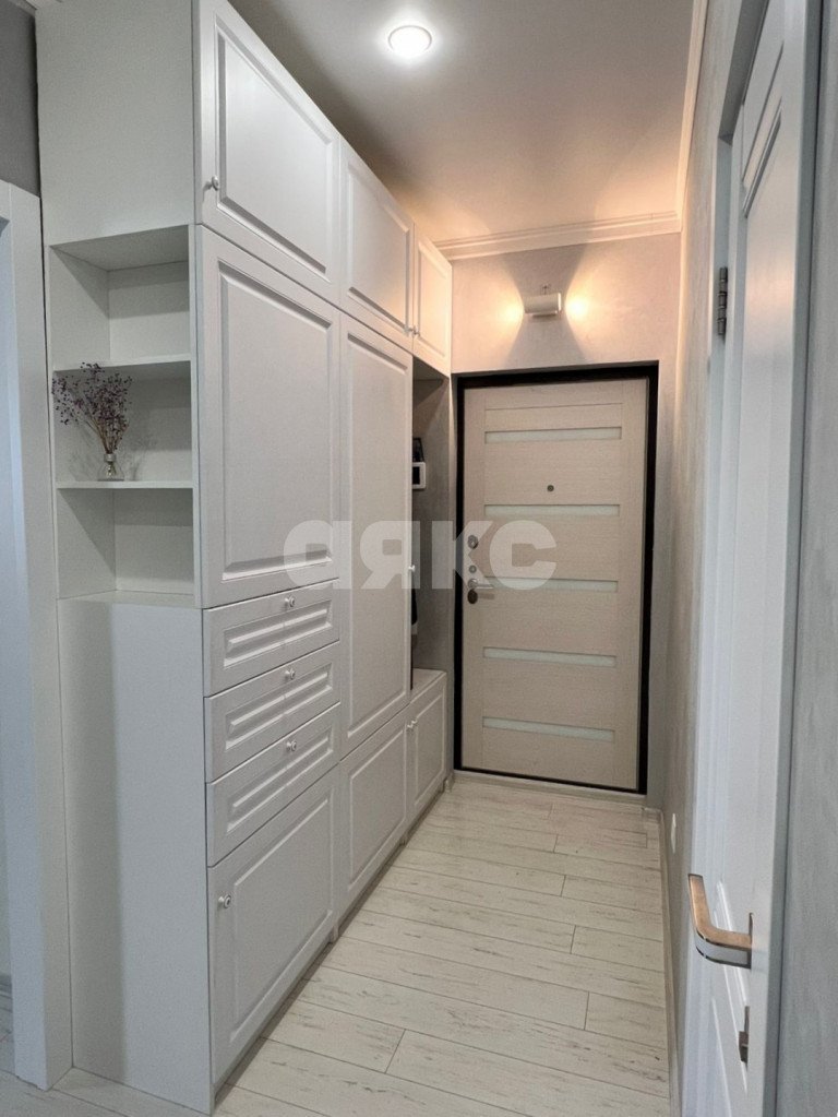 Фото №30: 3-комнатная квартира <span class="whitespace-nowrap">93 м²</span>, <span class="whitespace-nowrap">12/16 эт.</span> - Волгоград, Ворошиловский, 206-й, мкр. квартал На Клубной, ул. Кузнецкая, 75