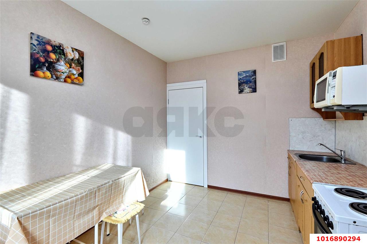 Фото №2: 1-комнатная квартира 42 м² - Краснодар, Прикубанский внутригородской округ, мкр. жилой комплекс Спортивная Деревня, ул. Западный Обход, 42к3