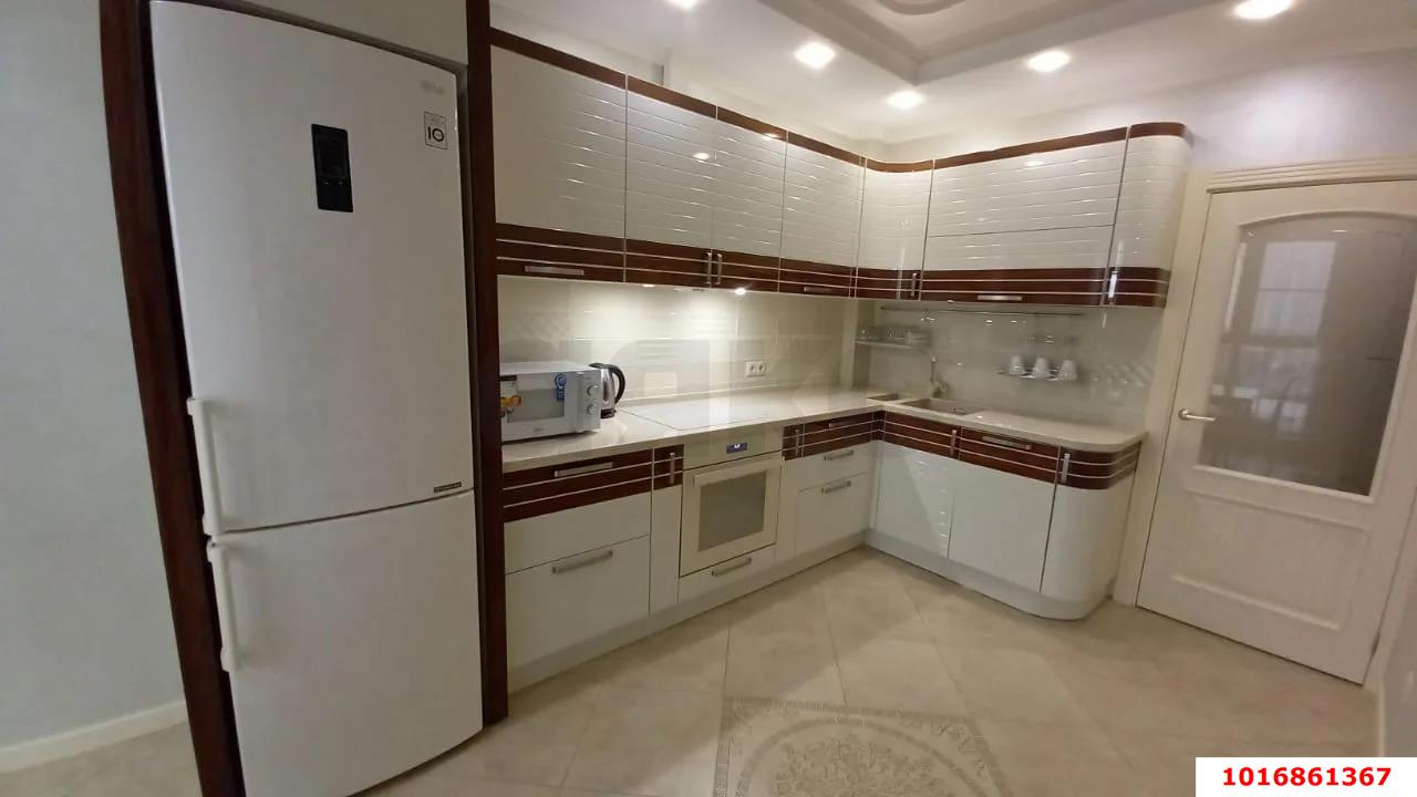 Фото №1: 2-комнатная квартира 63 м² - Краснодар, Центральный внутригородской округ, Центральный, мкр. ЖК Большой, ул. Красная, 176лит1/1