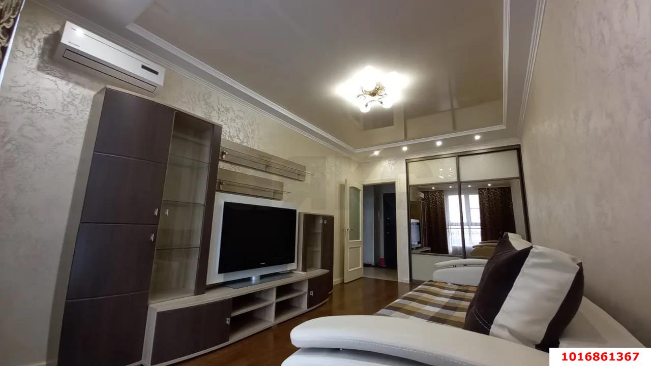 Фото №8: 2-комнатная квартира 63 м² - Краснодар, Центральный внутригородской округ, Центральный, мкр. ЖК Большой, ул. Красная, 176лит1/1