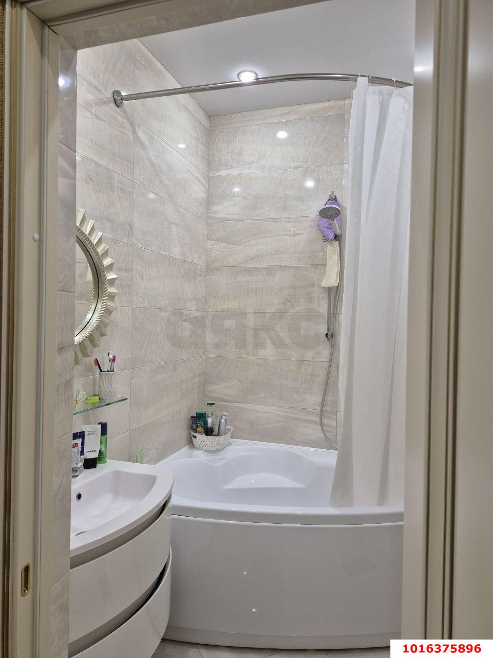 Фото №4: 2-комнатная квартира 75 м² - Краснодар, ЖК Октябрьский, жилой комплекс Центральный, Центральный внутригородской округ, Западный внутригородской округ, мкр. Центральный, ул. Октябрьская, 181/2