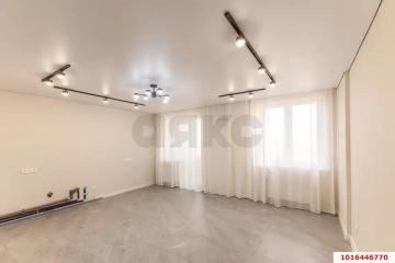 Фото №1: 2-комнатная квартира 52 м² - Знаменский, мкр. Родные Просторы, ул. Природная, 10Бк1