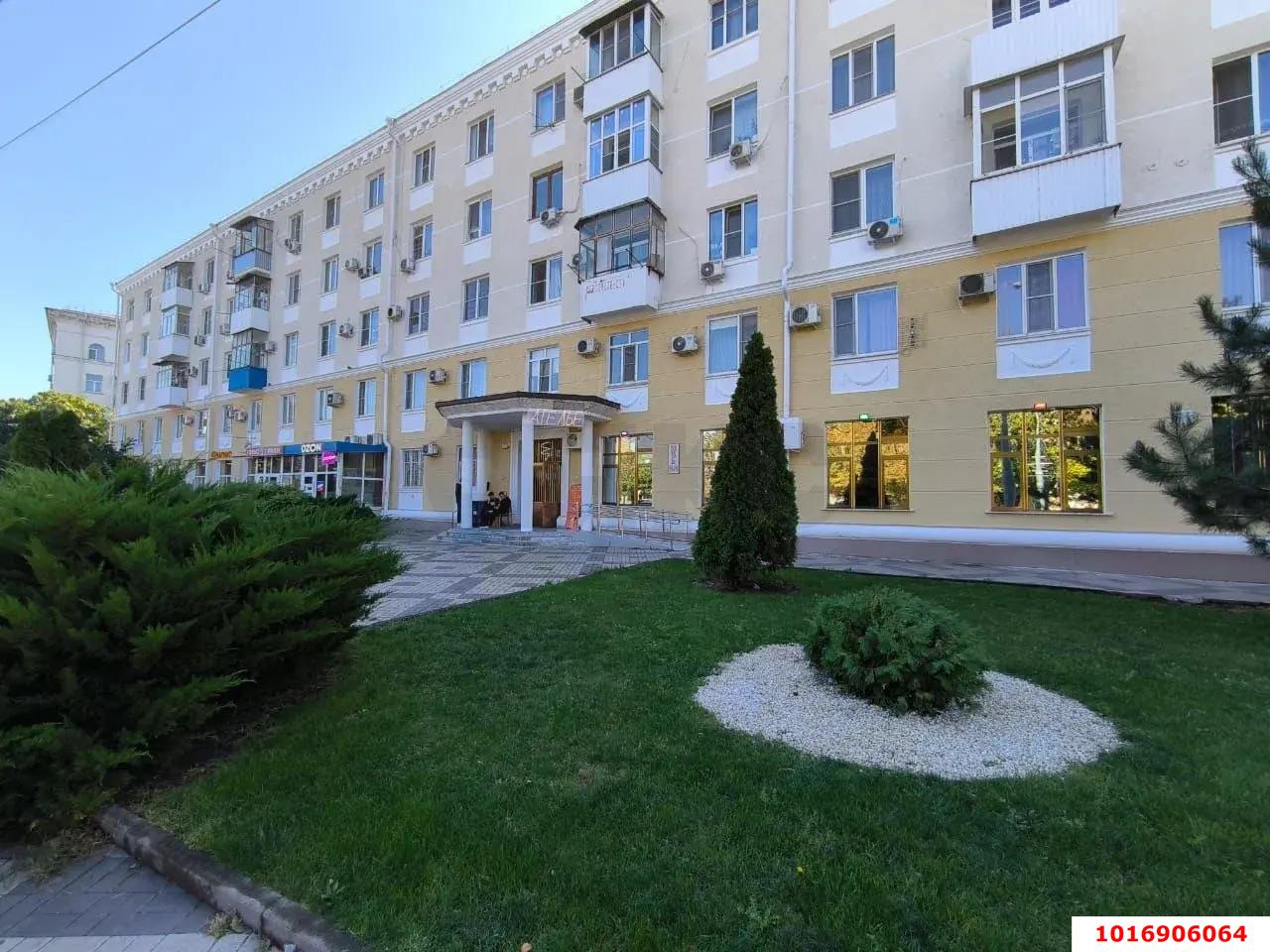 Фото №14: 1-комнатная квартира 39 м² - Краснодар, Центральный внутригородской округ, мкр. Центральный, ул. Мира, 90Б