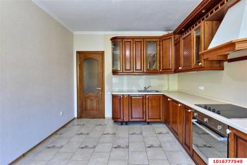 Фото №3: 2-комнатная квартира 79 м² - Краснодар, мкр. Западный внутригородской округ, ул. 2-я Линия Нефтяников, 7/1