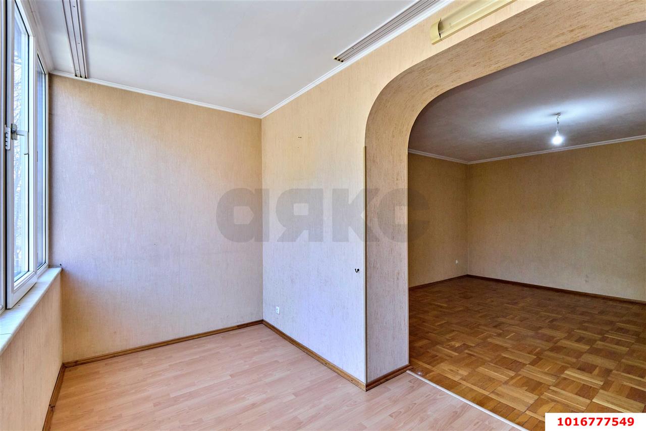 Фото №6: 2-комнатная квартира 79 м² - Краснодар, ул. 2-я Линия Нефтяников, 7/1